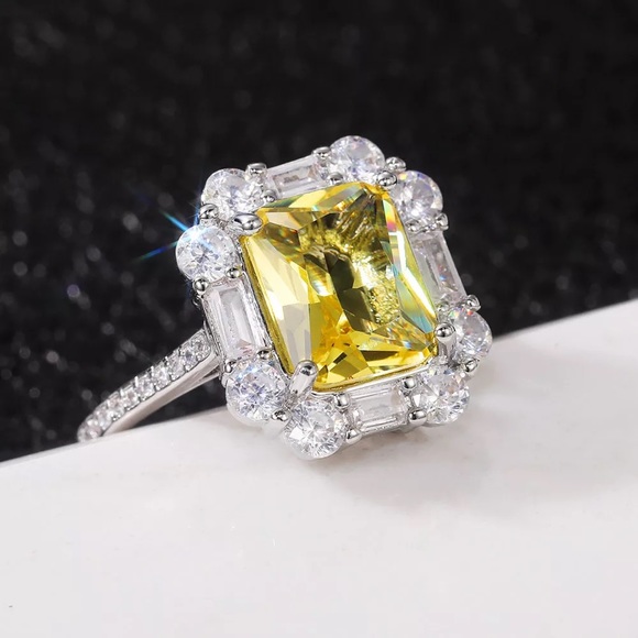 New 925 Silver Emerald Cut Diamond Ring - Picture 6 of 6